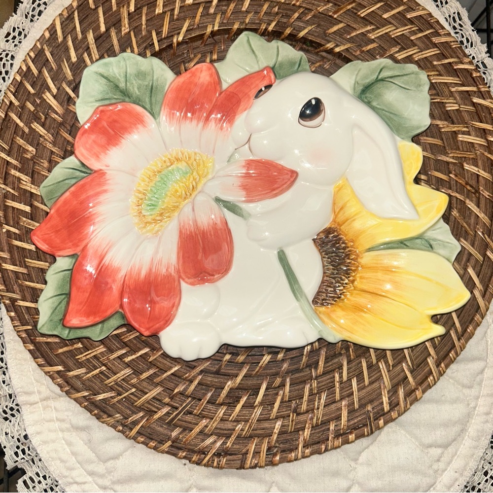 Fitz & Floyd Bunny Bloom Dish wall hanging Easter 10" Whimsical bunny sunflower